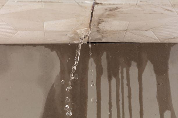 Professional Flood Damage Cleanup technician working in Yazoo City, MS